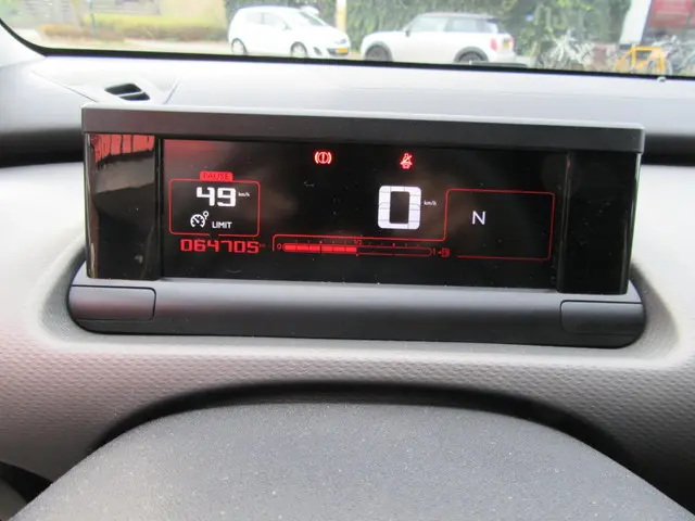 Citroën C4 Cactus 1.2 PureTech Shine 2016 Benzine 22