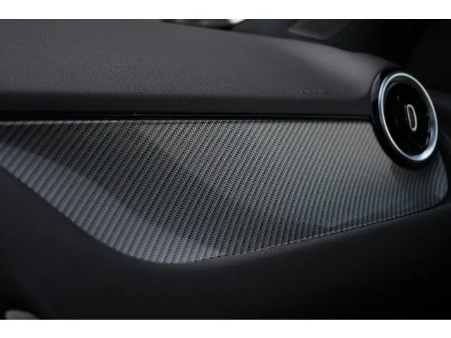 Mercedes-Benz GLA 250 e AMG 2021 Hybride Benzine 15