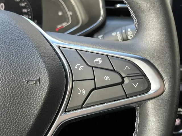 Renault Clio 1.0 TCe Intens 2020 Benzine 22