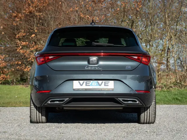 SEAT Leon 1.4 TSI eHybrid PHEV FR 2022 Hybride Benzine 31
