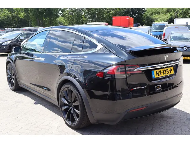 Tesla Model X 90D Base 6p. 2017 Elektrisch 9