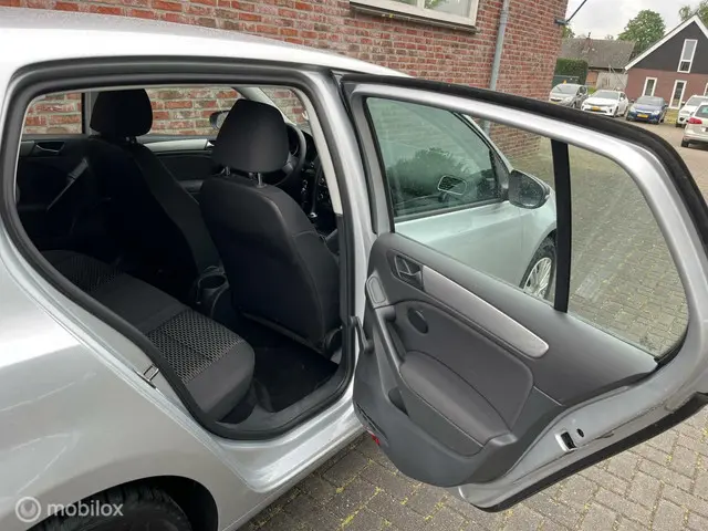 Volkswagen Golf 1.2 TSI Trendline 2012 Benzine 18