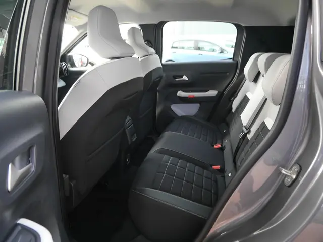 Citroën C3 1.2 Hybrid 110pk Max 2026 Hybride Benzine 9