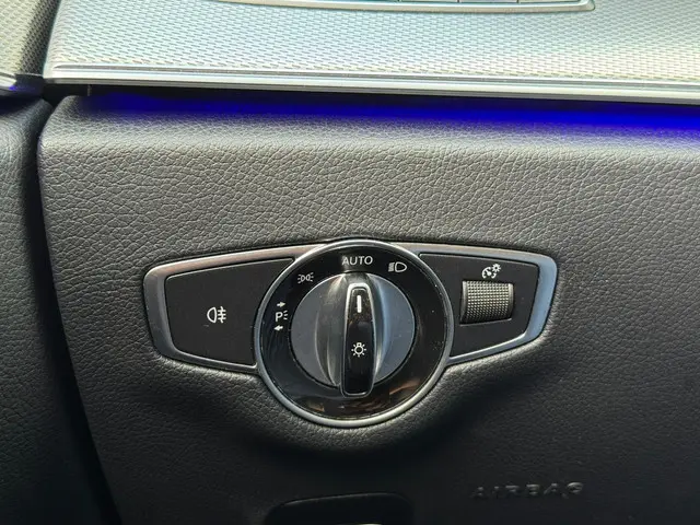 Mercedes-Benz E-Klasse 200 Premium Plus 2019 Benzine 30