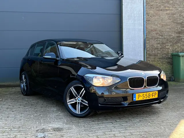BMW 1 Serie 114i Business+ | Airco + 5-Drs | 2013 Benzine 4