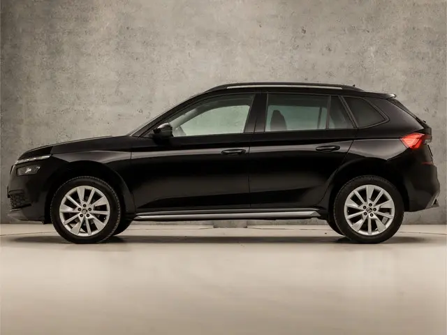 Škoda Kamiq 1.0 TSI Luxury Sport 2021 Benzine 2