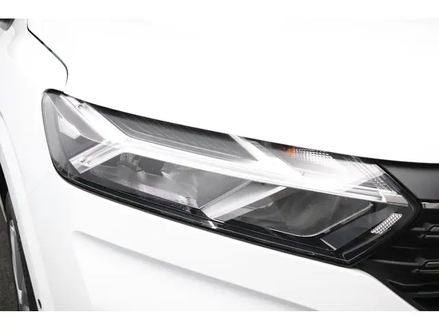 Dacia Sandero 1.0 TCe 90 Comfort 2023 Benzine 40