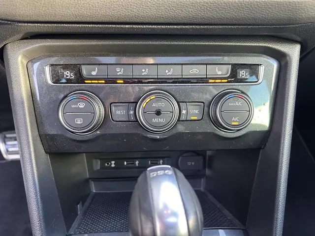 Volkswagen Tiguan 1.4 TSI 4Motion Highline 2017 Benzine 17