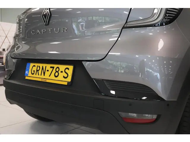 Renault Captur 1.0 TCe 90 techno 2024 Benzine 30