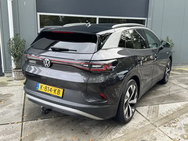 Volkswagen ID.4 First 77 kWh 204pk 2020 Elektrisch 37