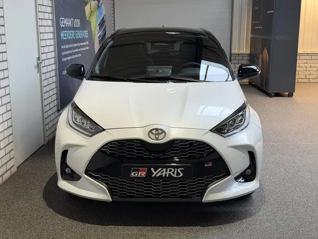 Toyota Yaris Hybrid 130 GR Sport 2025 Hybride Benzine 5