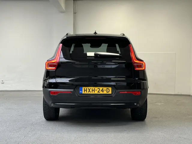 Volvo XC40 1.5 T4 Recharge Plus Dark 2022 Hybride Benzine 9