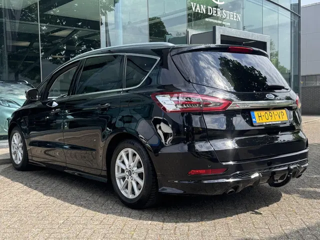 Ford S-Max 1.5 Titanium 2016 Benzine 15