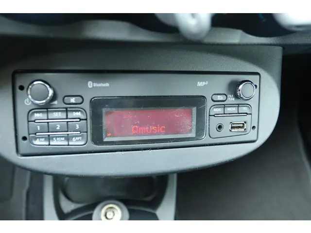 Renault Twingo 1.2 16V COLLECTION 2012 Benzine 22