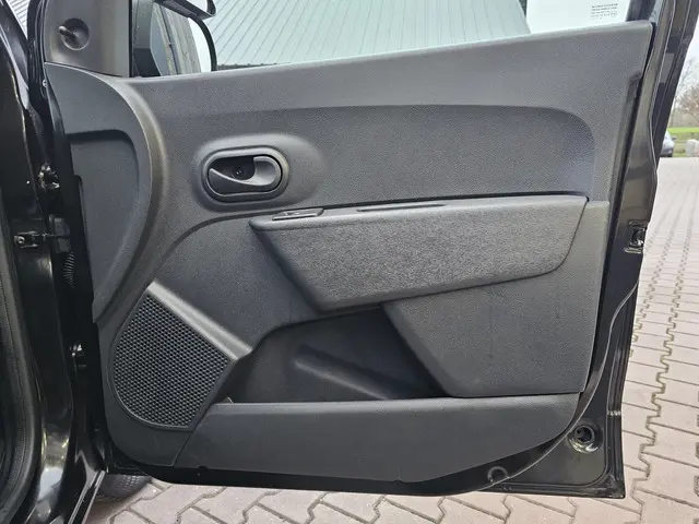 Dacia Dokker 1.5 Blue dCi 75 Essential 2020 Diesel 26