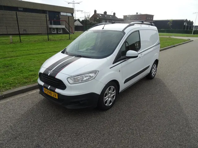 Ford Transit Courier 1.5 TDCI Trend 2018 Diesel