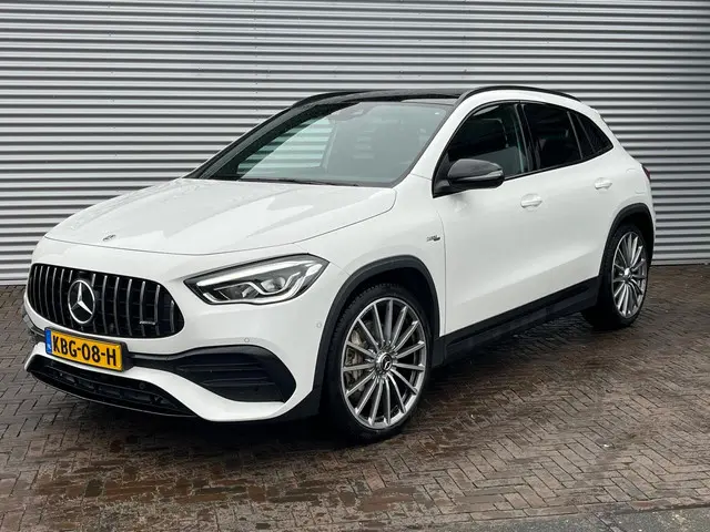 Mercedes-Benz GLA AMG 35 4MATIC 2021 Benzine