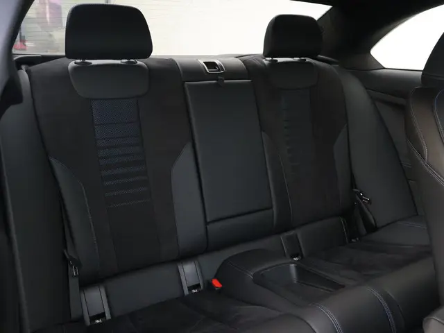BMW 2 Serie Coupé M240i xDrive 2022 Benzine 18