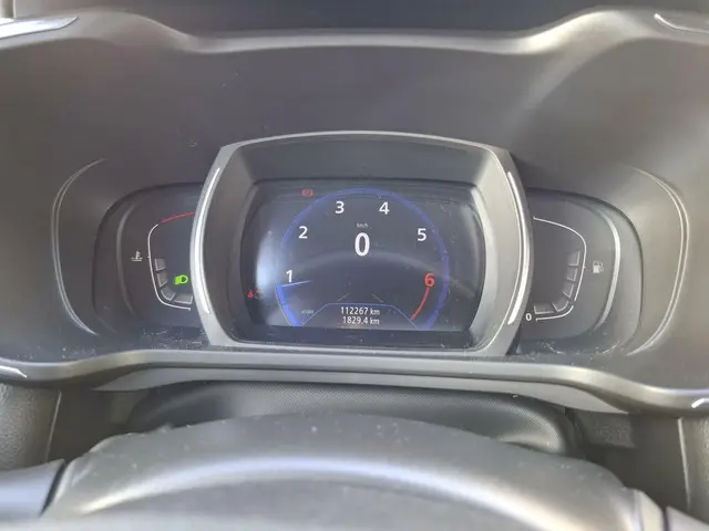 Renault Kadjar TCe 160pk Black Edition 2019 Benzine 16