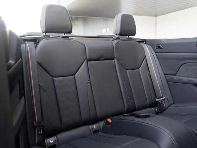 BMW M4 Cabrio Competition xDrive 2022 Benzine 13