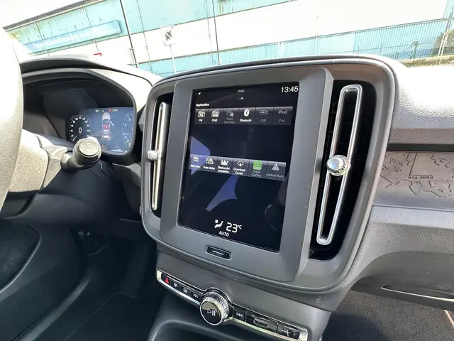 Volvo XC40 1.5 T2 Momentum Pro 2021 Benzine 10
