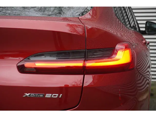 BMW X4 xDrive20i 2021 Benzine 17
