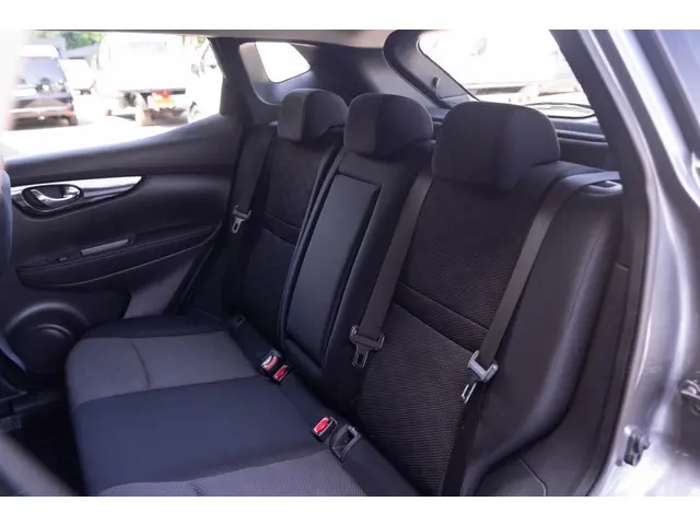 Nissan QASHQAI 1.2 Acenta 2016 Benzine 33