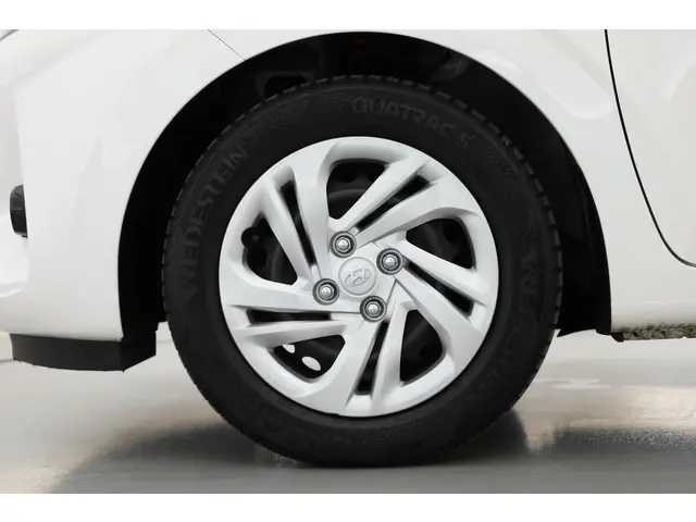 Hyundai i10 1.0 Comfort 5-zits 2022 Benzine 22