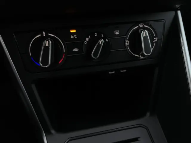 Volkswagen Taigo 1.0 TSI Life Business 2022 Benzine 15