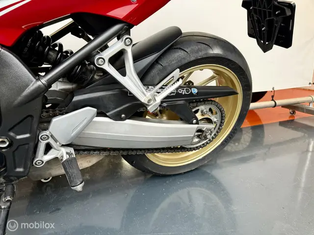 Honda CB 650 F ABS 2015 Benzine 23