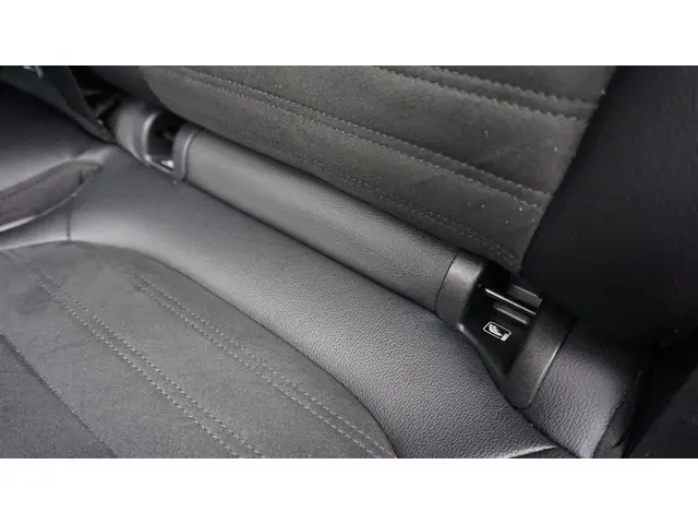 Ford Kuga 2.5 225pk PHEV ST-Line X 2021 Hybride Benzine 56