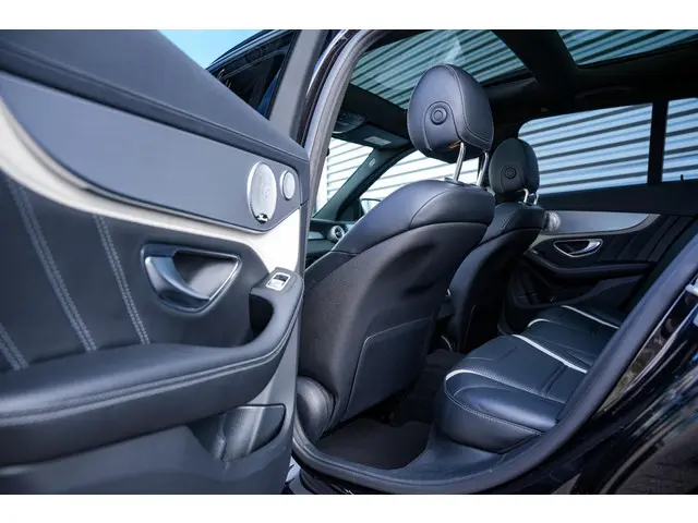 Mercedes-Benz C-Klasse Estate AMG 63 S 2015 Benzine 10