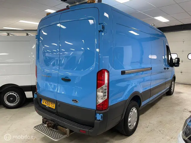 Ford Transit 350 2.0 TDCI L3H2 Ambiente 2018 Diesel 4