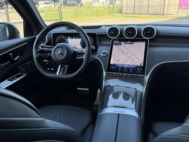 Mercedes-Benz GLC 2