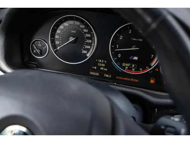 BMW X3 xDrive35i High Executive 2014 Benzine 21