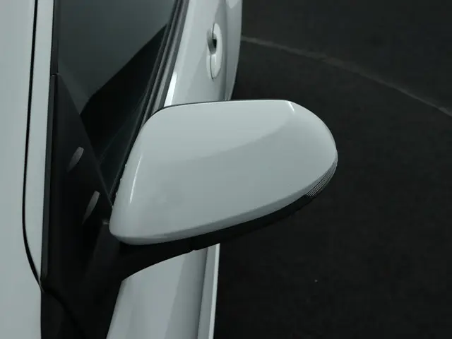Toyota Yaris 1.5 Hybrid Dynamic 2021 Hybride Benzine 35