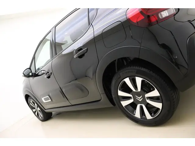 Citroën C3 1.2T 110pk Automaat Shine 2023 Benzine 16