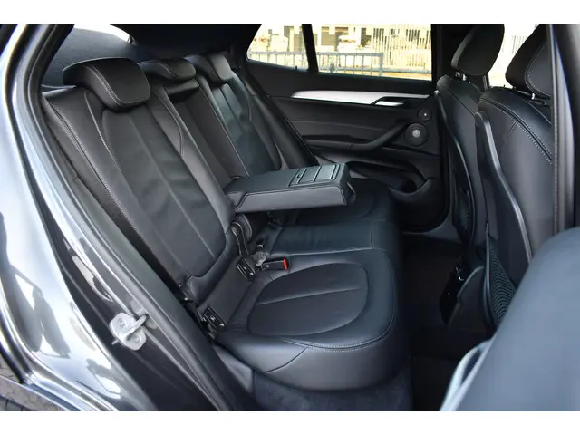 BMW X2 xDrive25e M-Sport 2021 Hybride Benzine