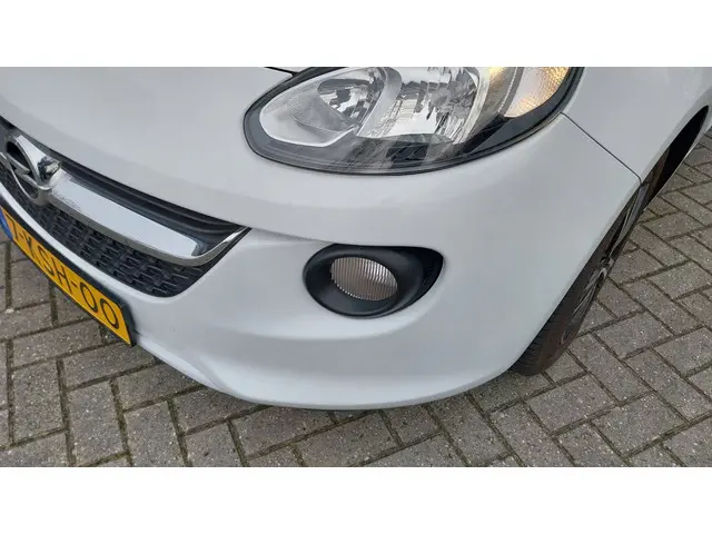Opel ADAM 1.2 2013 Benzine 3