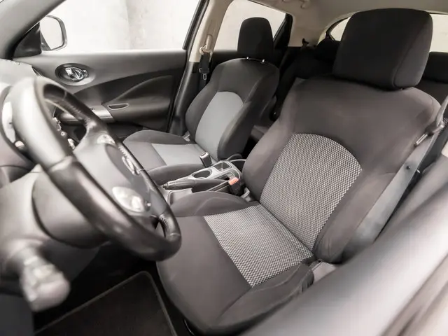 Nissan Juke 1.2 DIG-T Sport 2015 Benzine 13