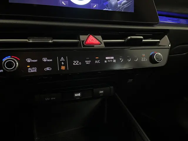 Kia Niro 1.6 GDi Hybrid DynamicLine 2022 Hybride Benzine 25