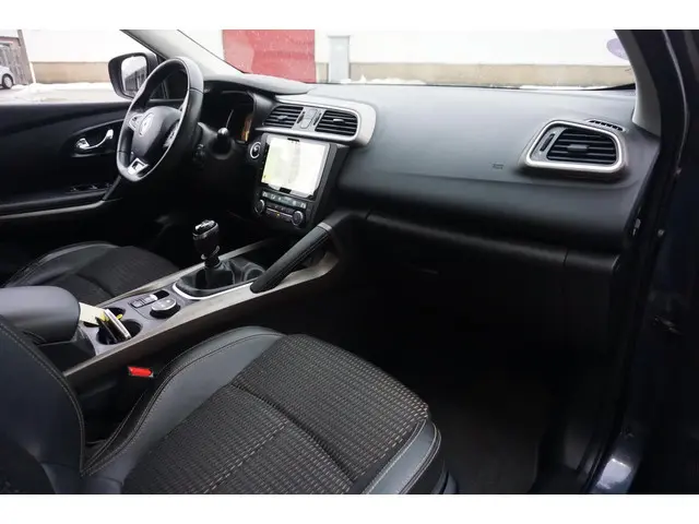 Renault Kadjar 1.2 TCe Bose 2016 Benzine 23