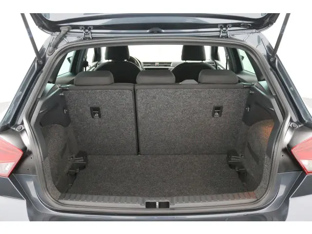 SEAT Ibiza 1.0 TSI FR Business Intense 2020 Benzine 37