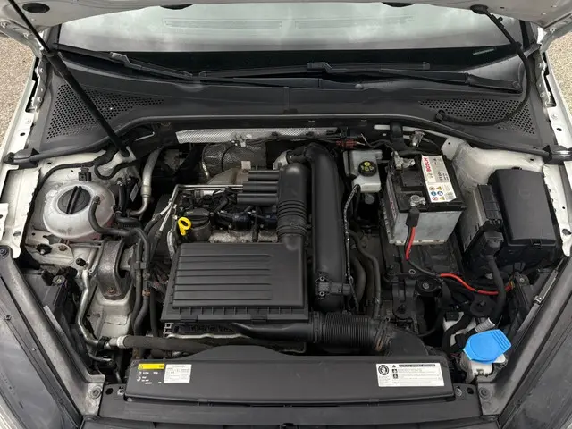 Volkswagen Golf 1.4 TSI ACT Bns Ed R 2015 Benzine 24
