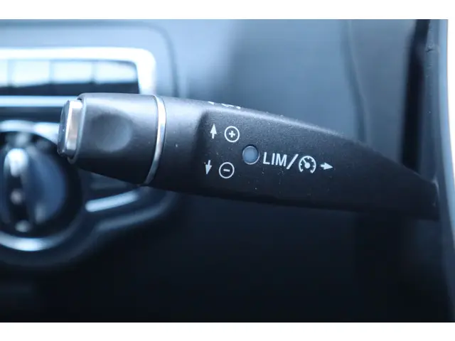 Mercedes-Benz C-Klasse 250 Ambition 2015 Benzine 19