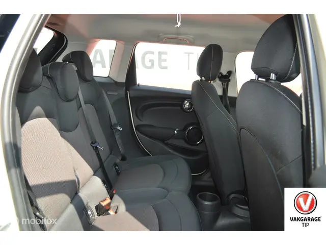 MINI One Mini 1.2 Business 2017 Benzine 25