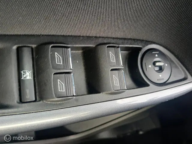 Ford Focus Wagon 1.0 EcoBoost Titanium 2013 Benzine 17