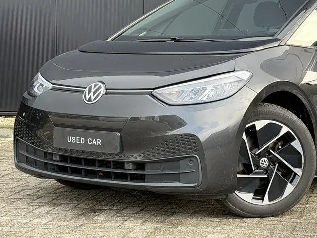 Volkswagen ID.3 First 58 kWh 2020 Elektrisch 2