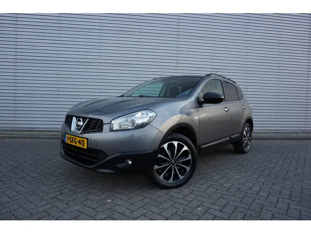Nissan QASHQAI 1.6 360 2013 Benzine