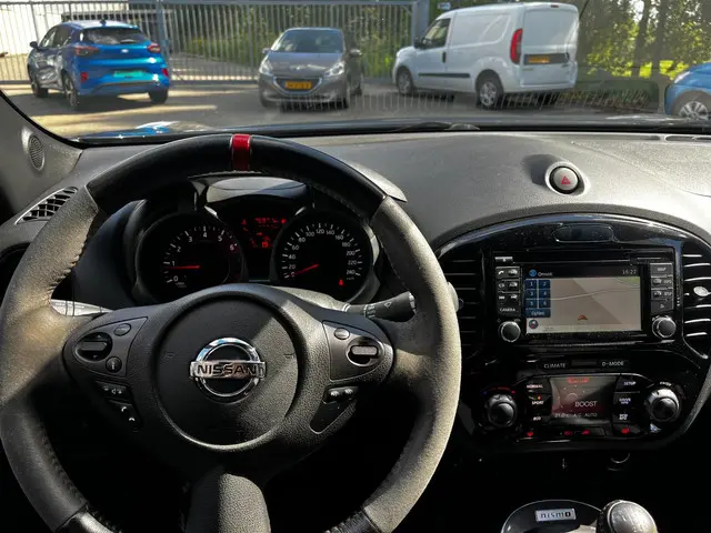 Nissan Juke 1.6 Turbo NISMO 2013 Benzine 12